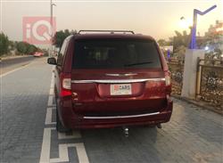 Chrysler Town and Country